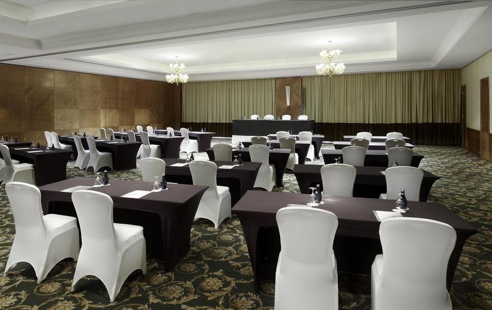 Le Meridien 5*