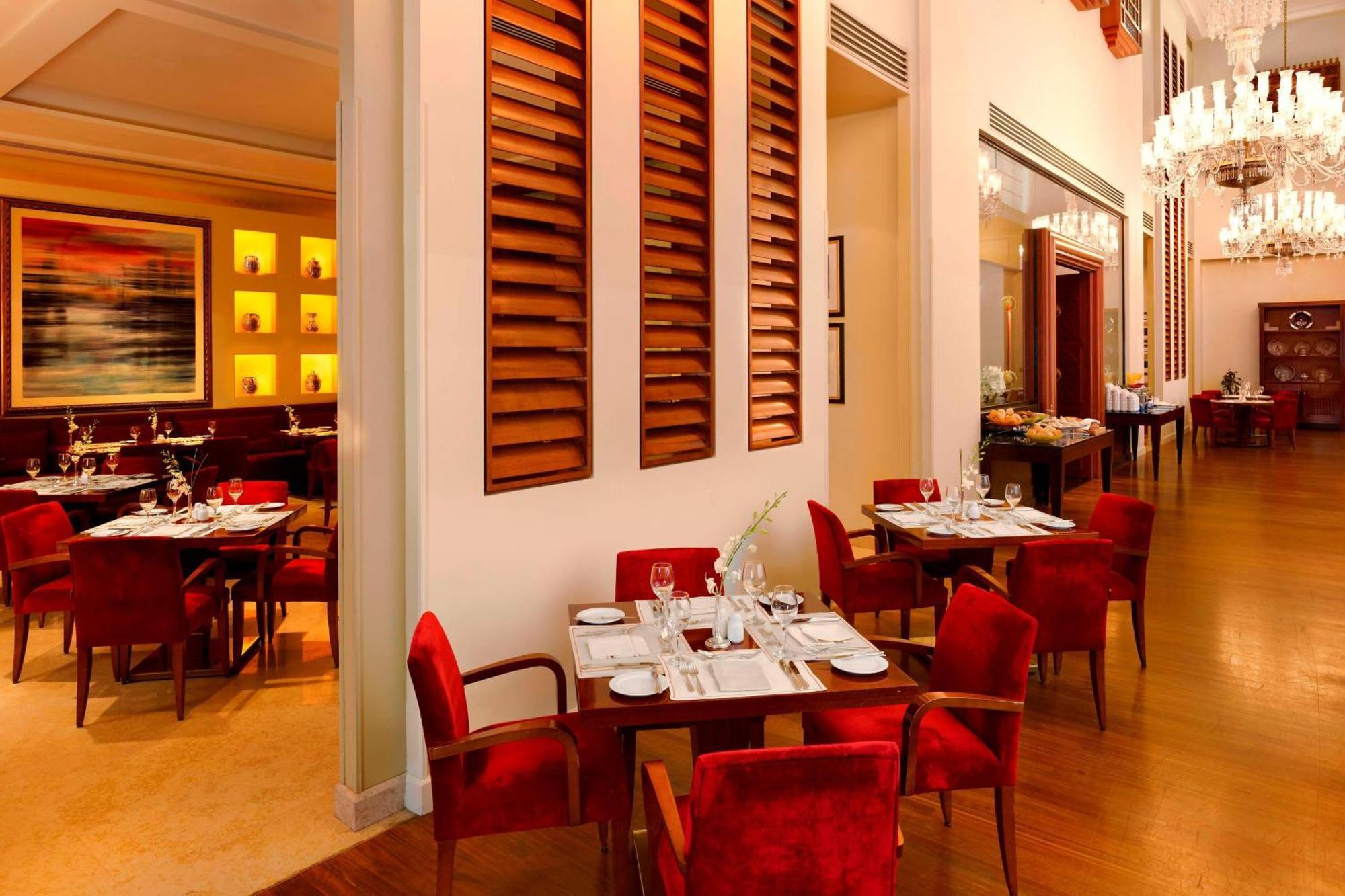 Le Meridien 5*