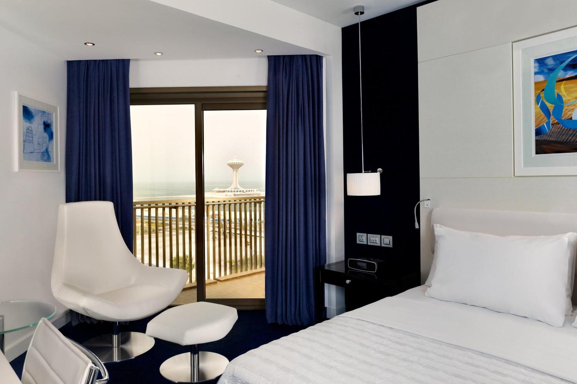 Le Meridien Hotel