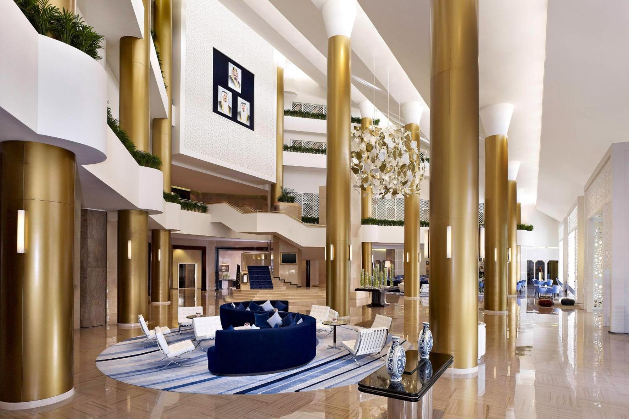 Le Meridien Hotel